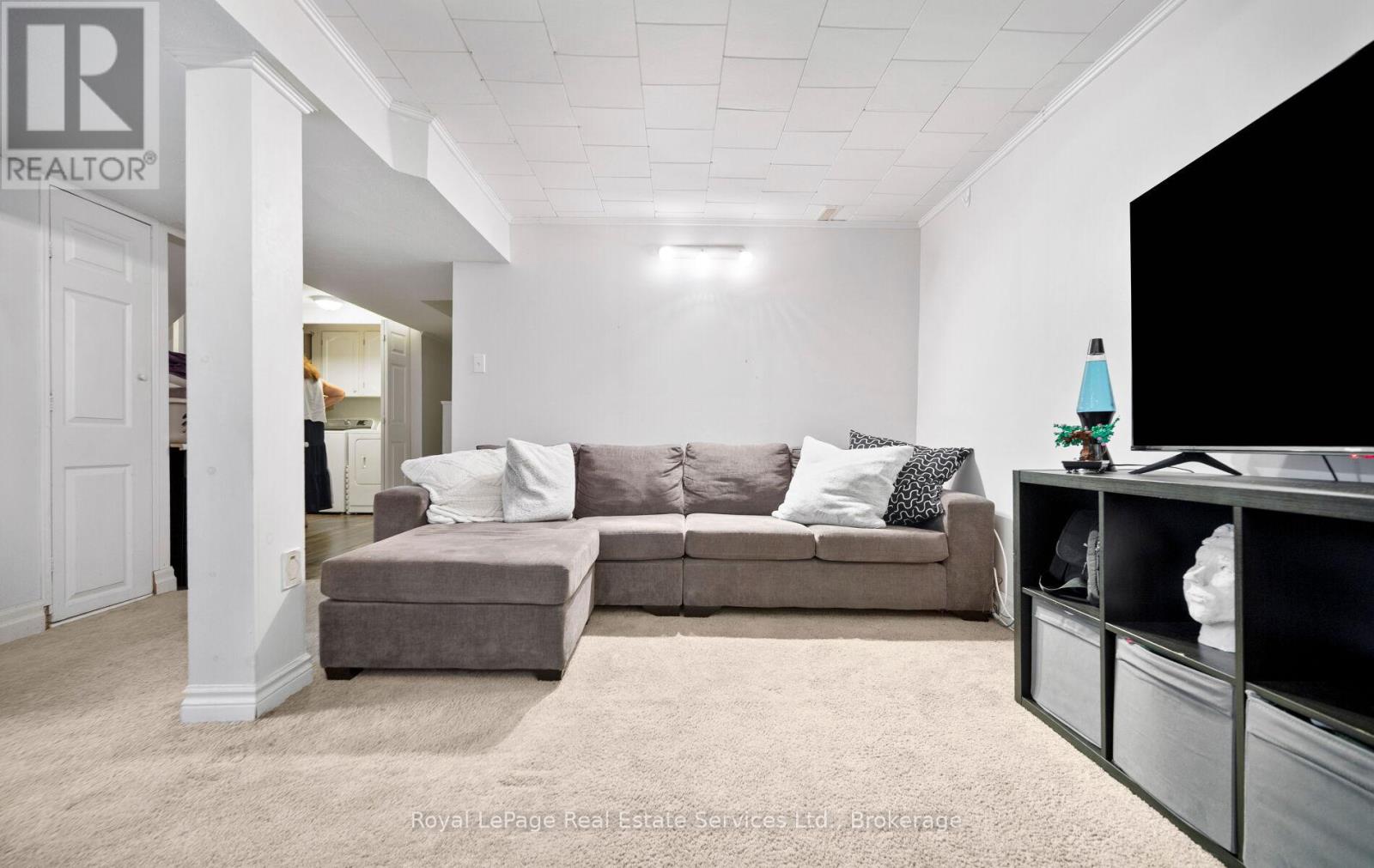 4513 IVY GARDENS CRESCENT - 32