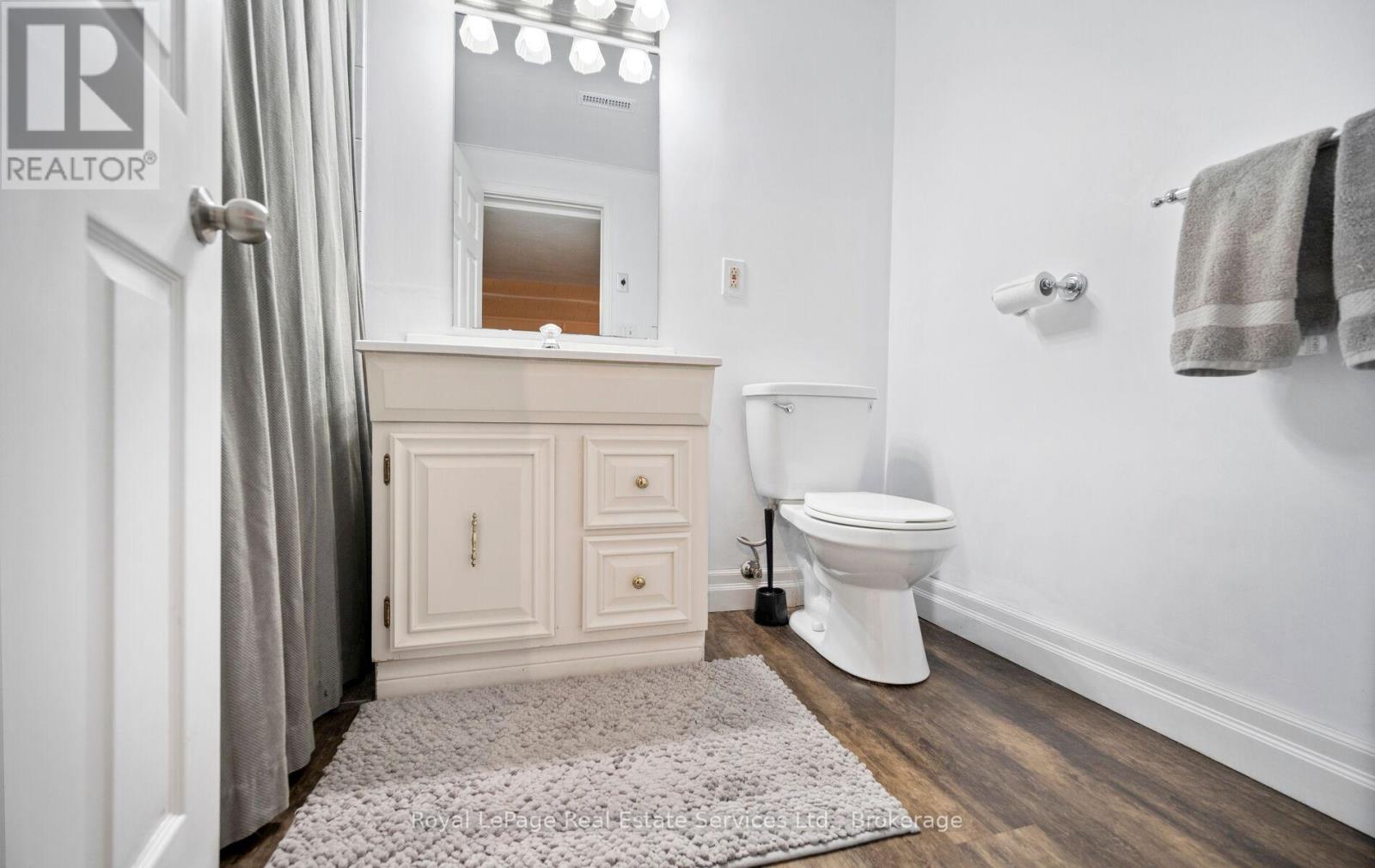 4513 IVY GARDENS CRESCENT - 34