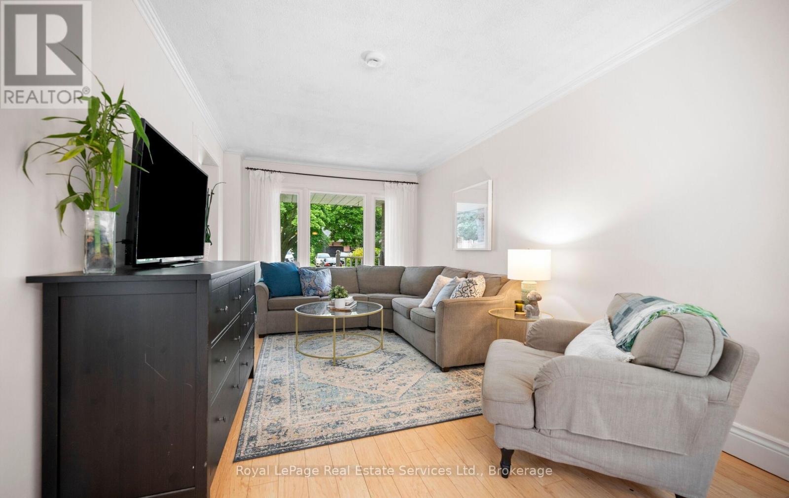 4513 IVY GARDENS CRESCENT - 4