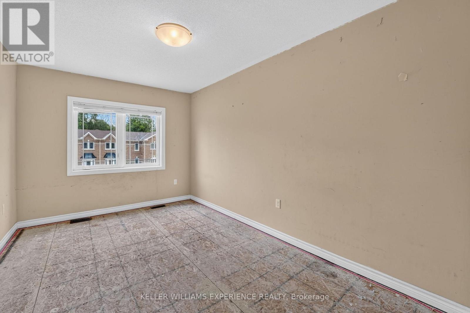 39 MILSON CRESCENT - 22