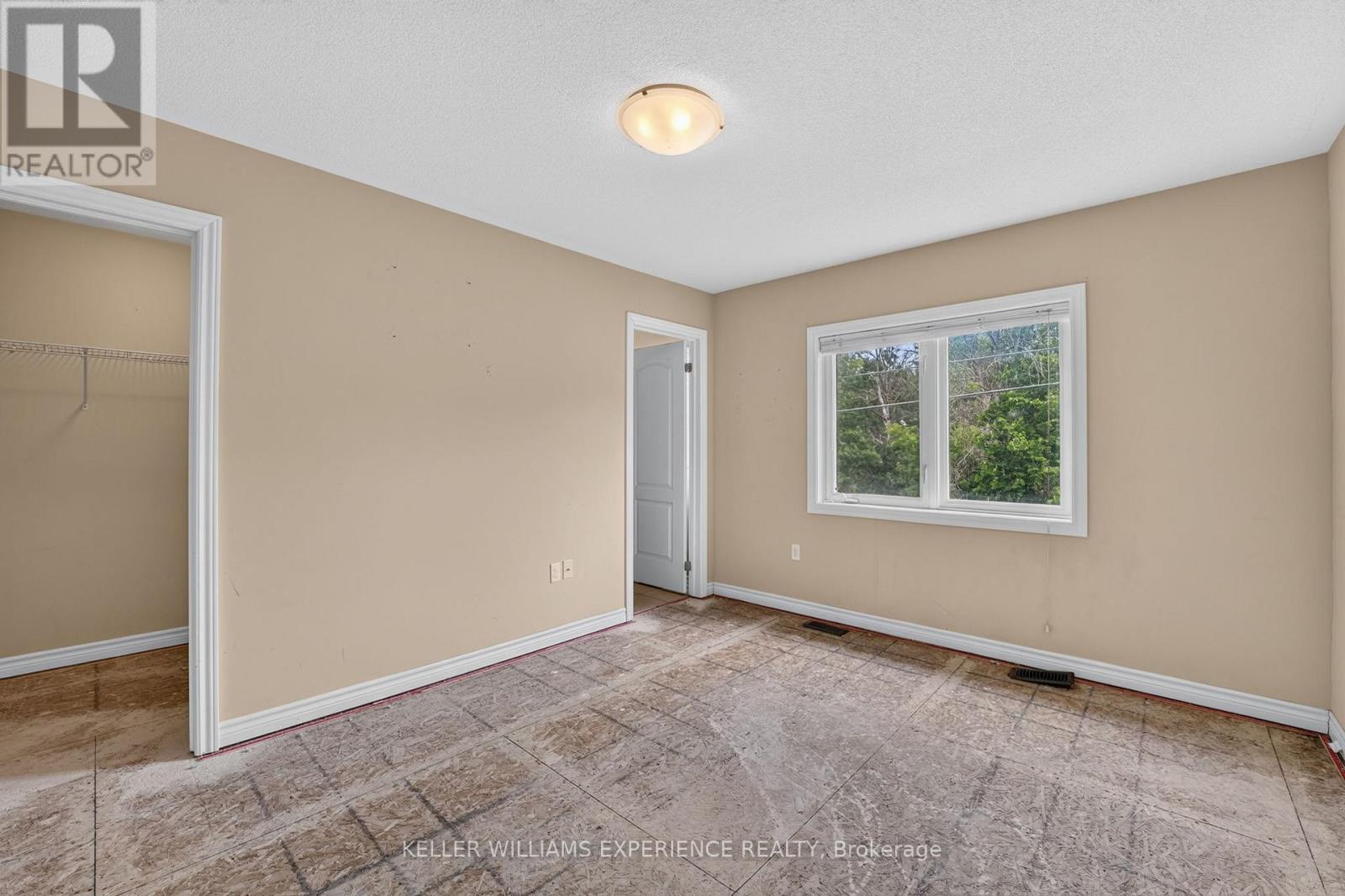 39 MILSON CRESCENT - 30