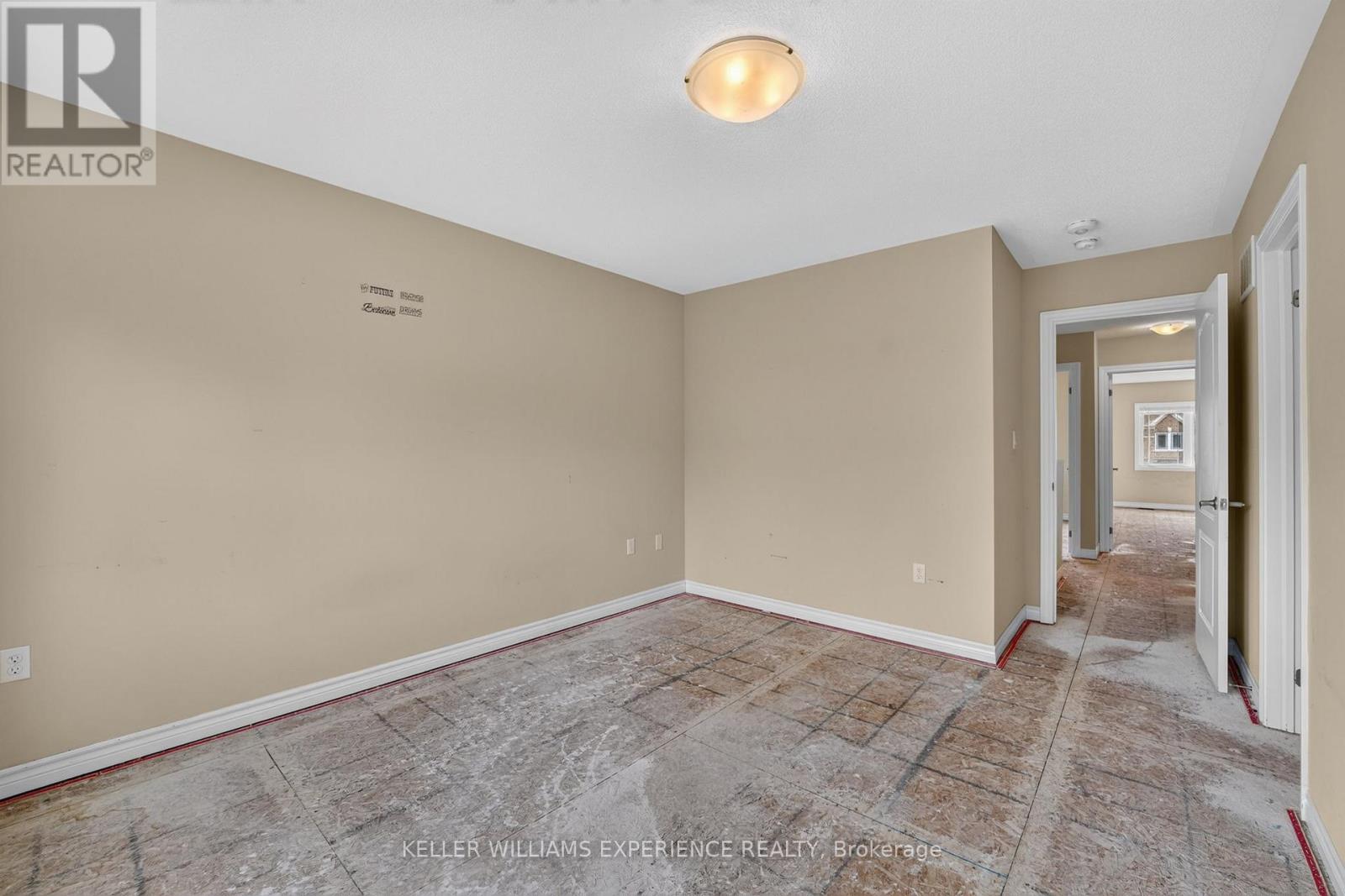 39 MILSON CRESCENT - 28