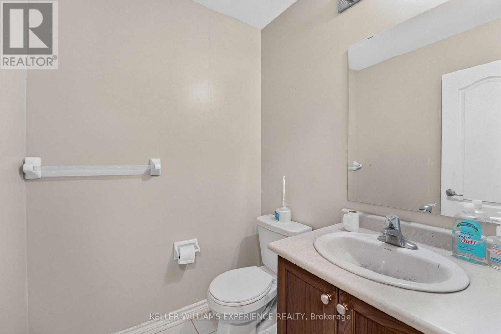 39 MILSON CRESCENT - 40