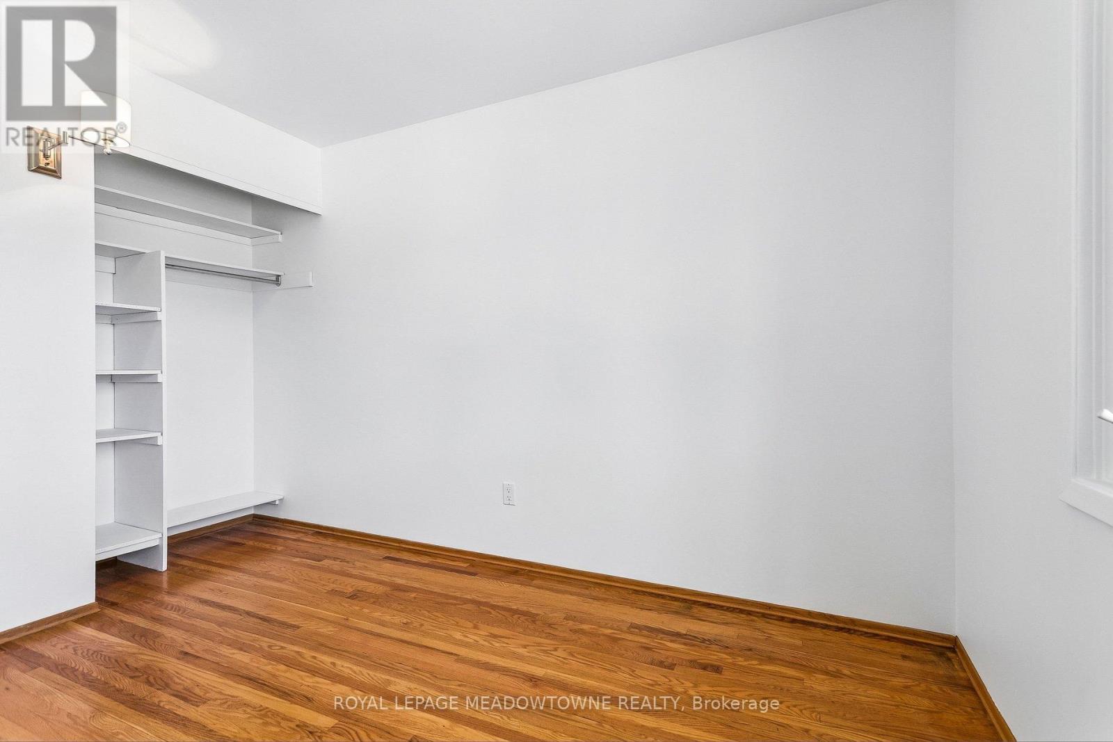 34 PLAINSMAN ROAD - 24