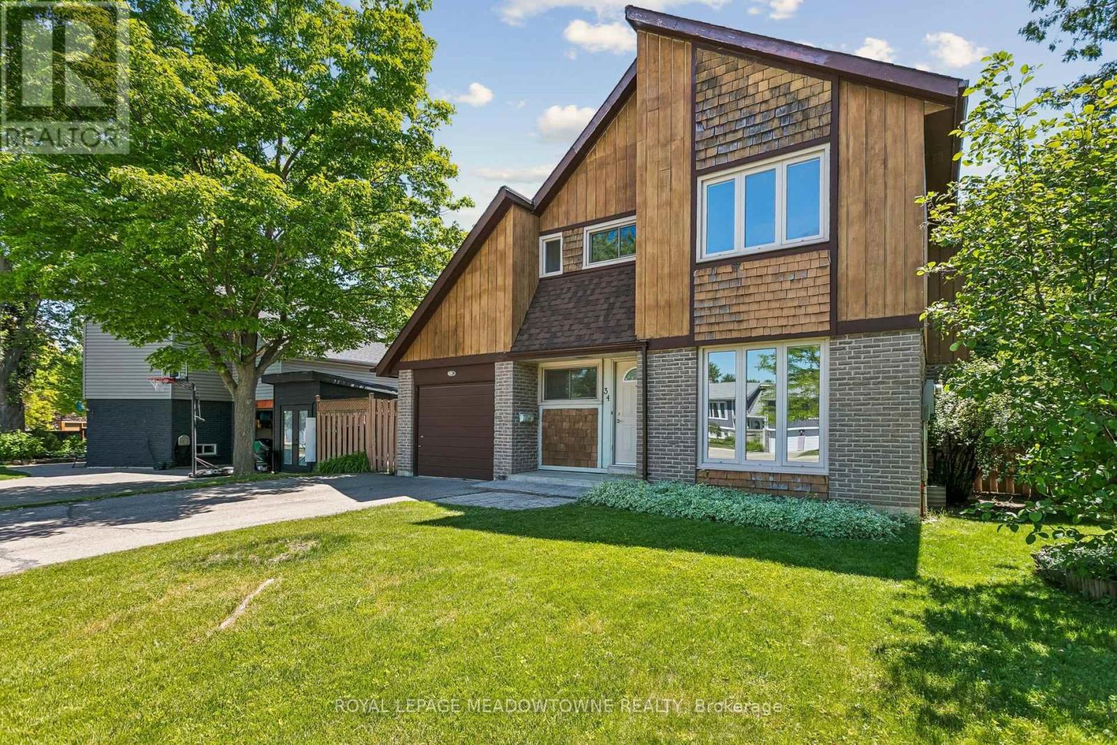34 PLAINSMAN ROAD - 42