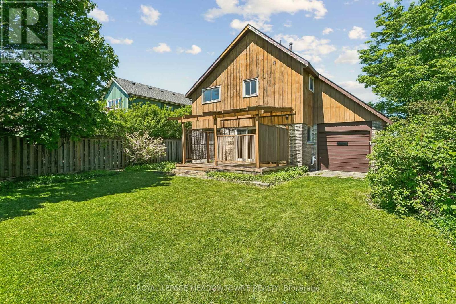 34 PLAINSMAN ROAD - 41