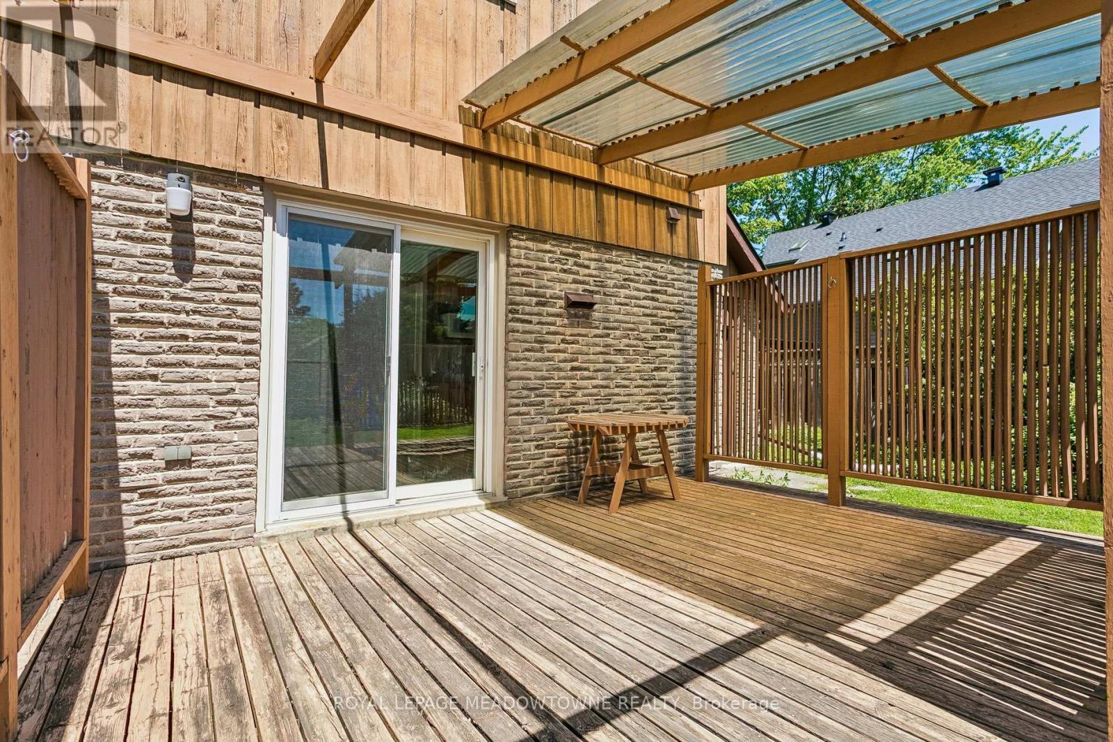 34 PLAINSMAN ROAD - 38