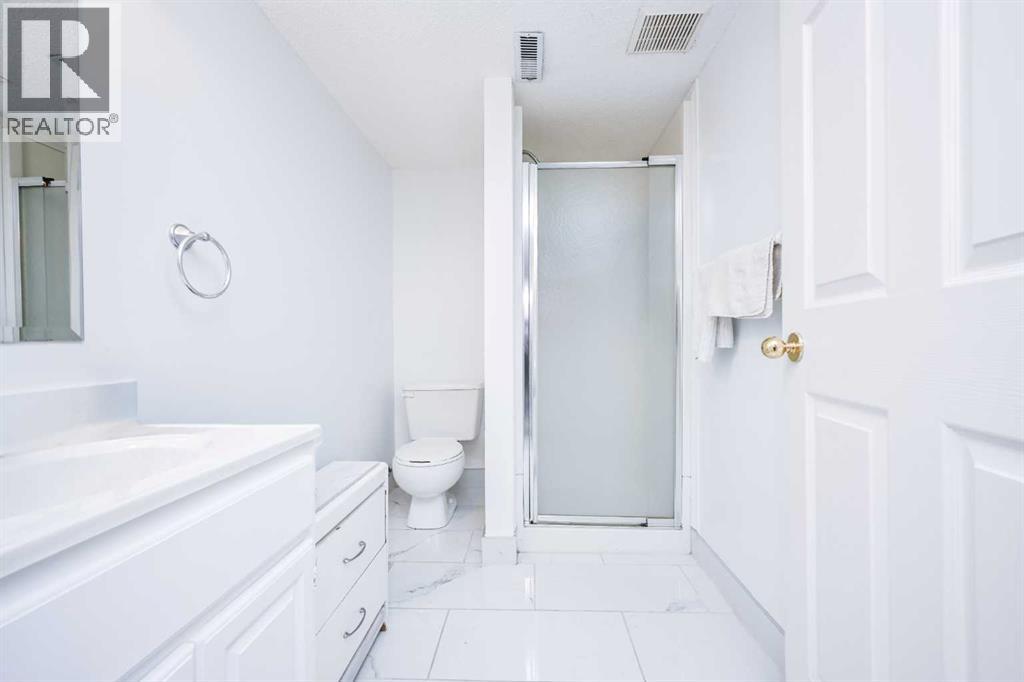 8113 103 Street - 19