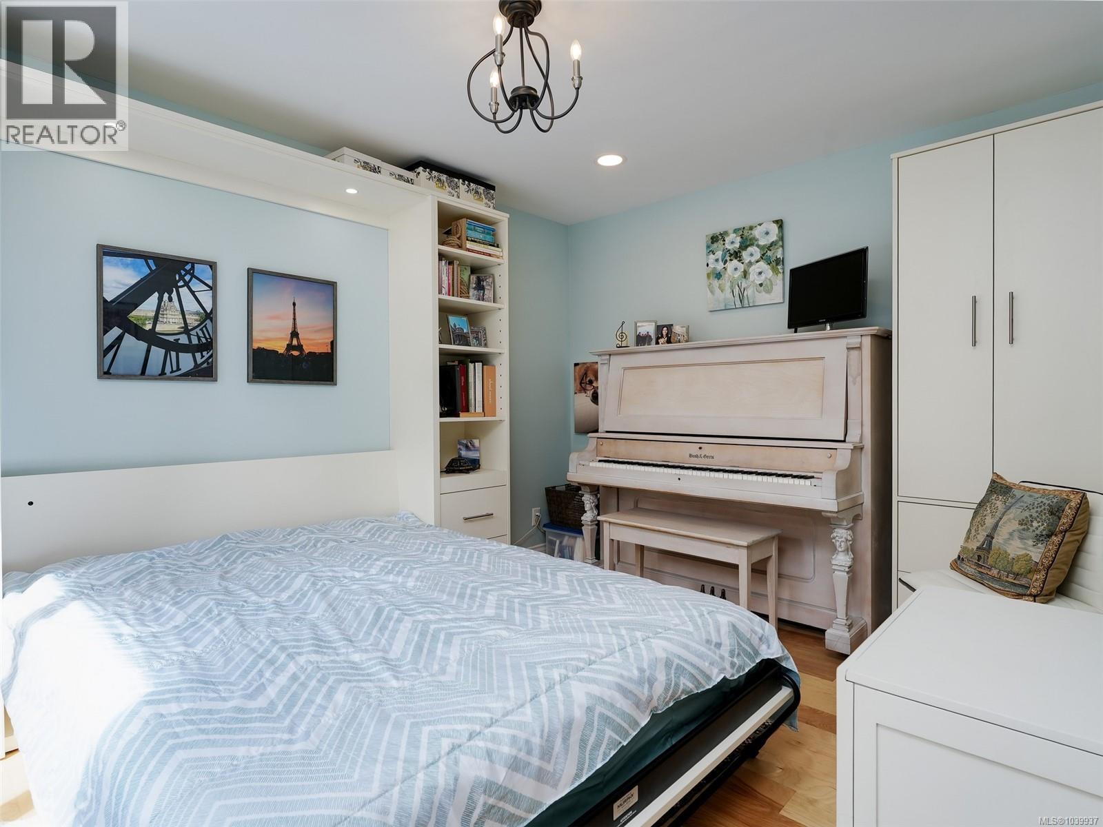 #29 2353 Harbour Rd - 22
