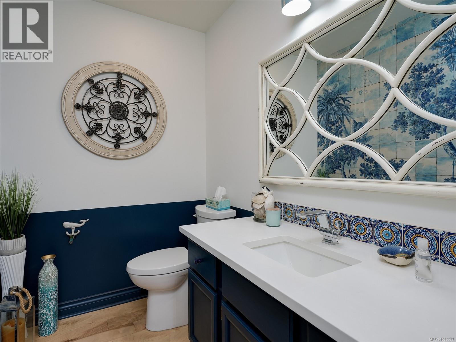 #29 2353 Harbour Rd - 23