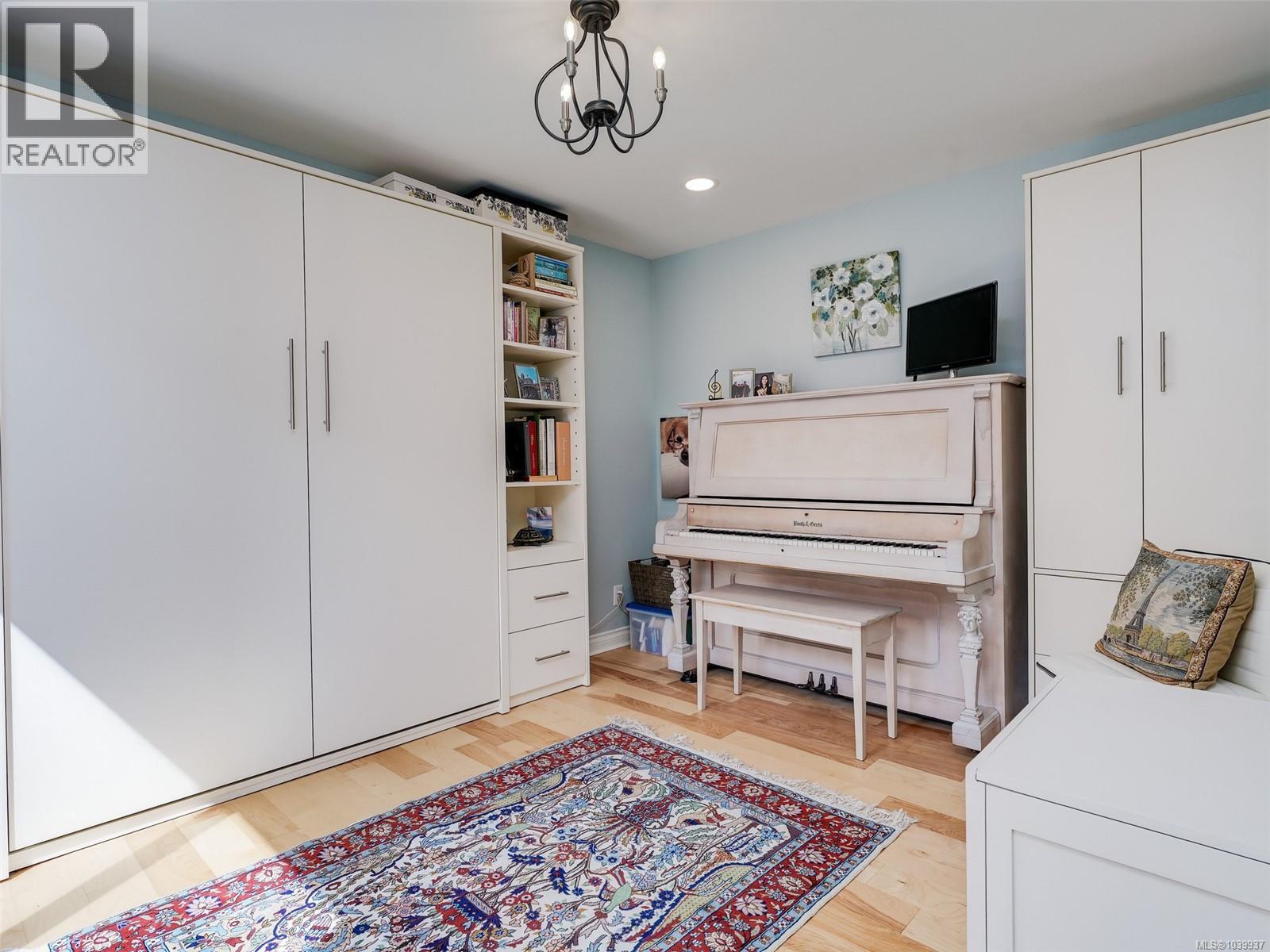 #29 2353 Harbour Rd - 21