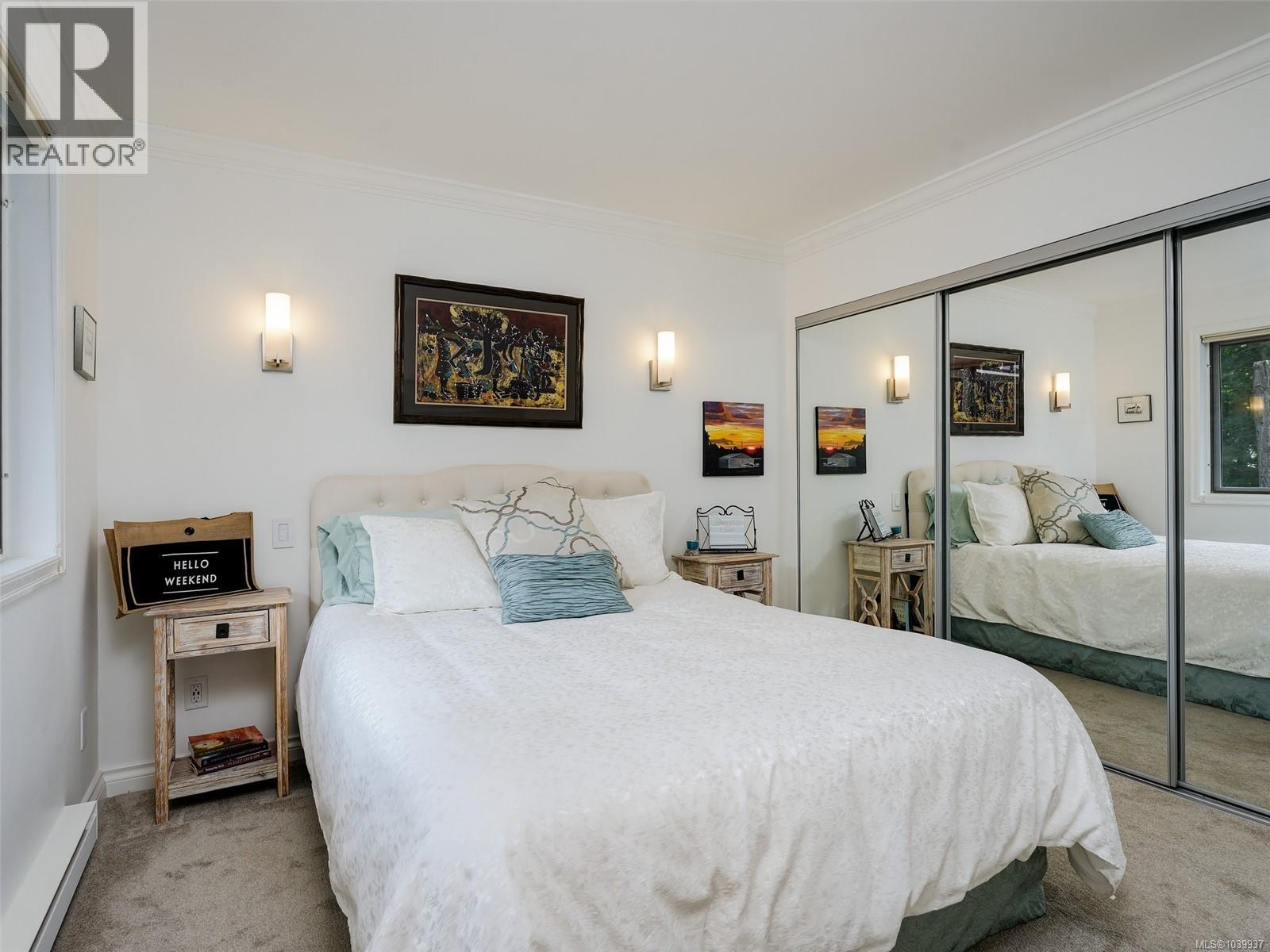 #29 2353 Harbour Rd - 19