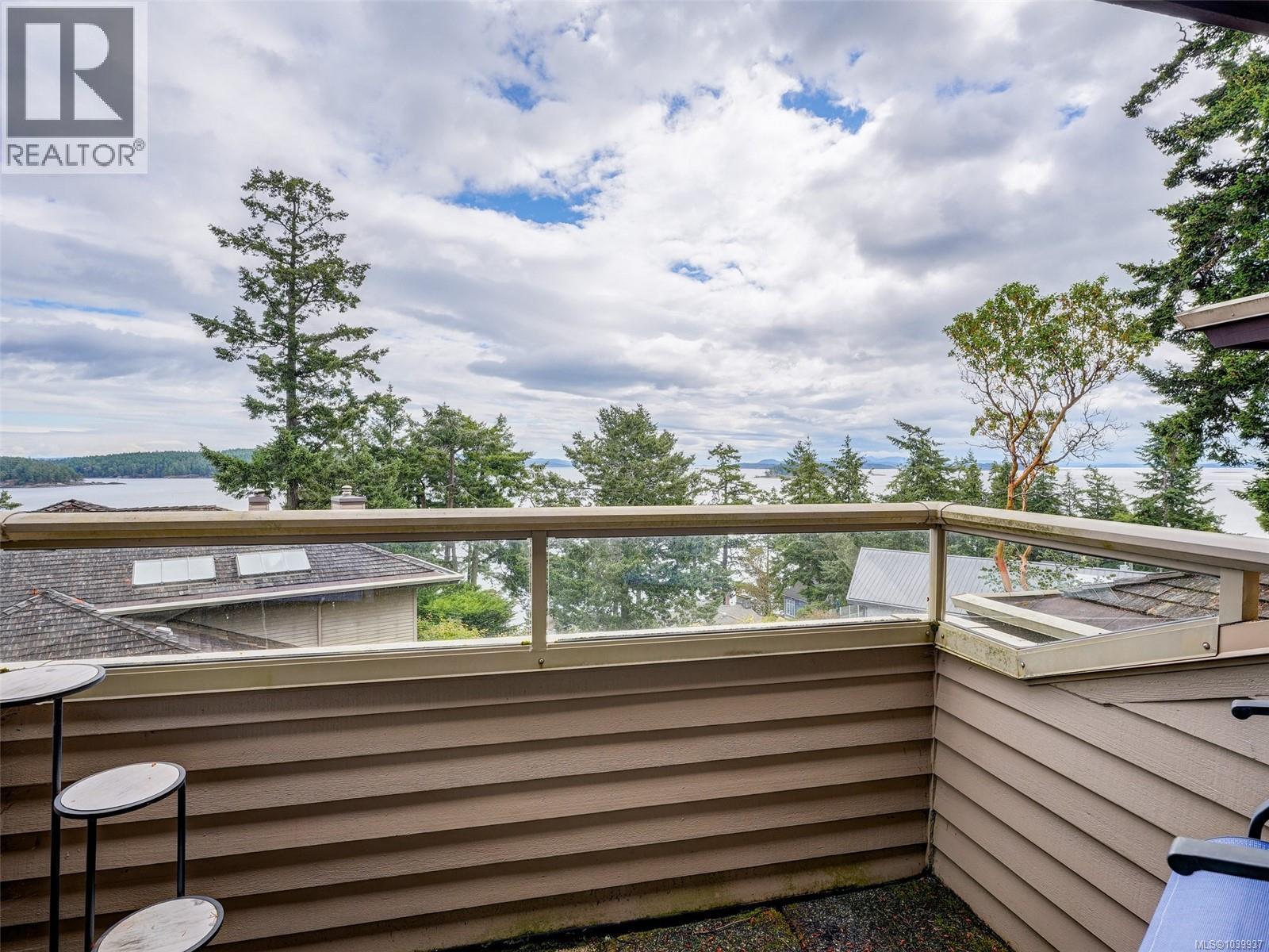 #29 2353 Harbour Rd - 14