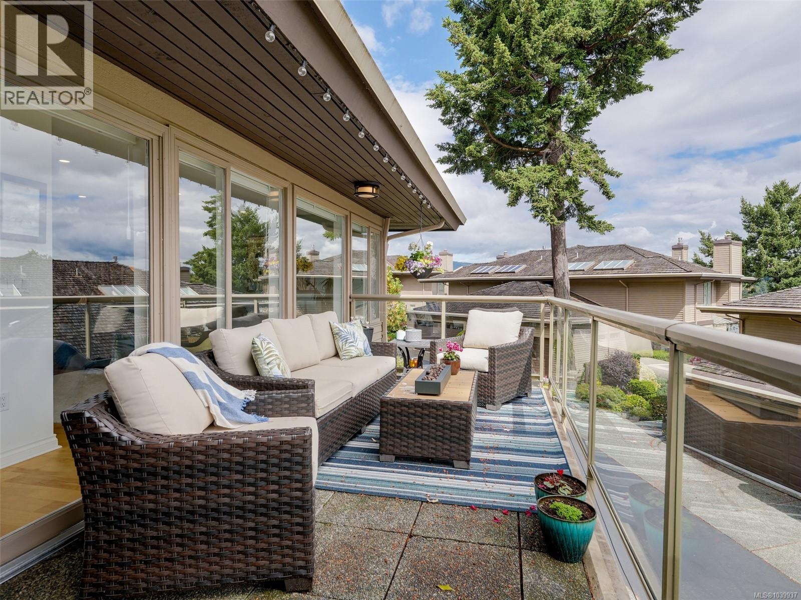 #29 2353 Harbour Rd - 26