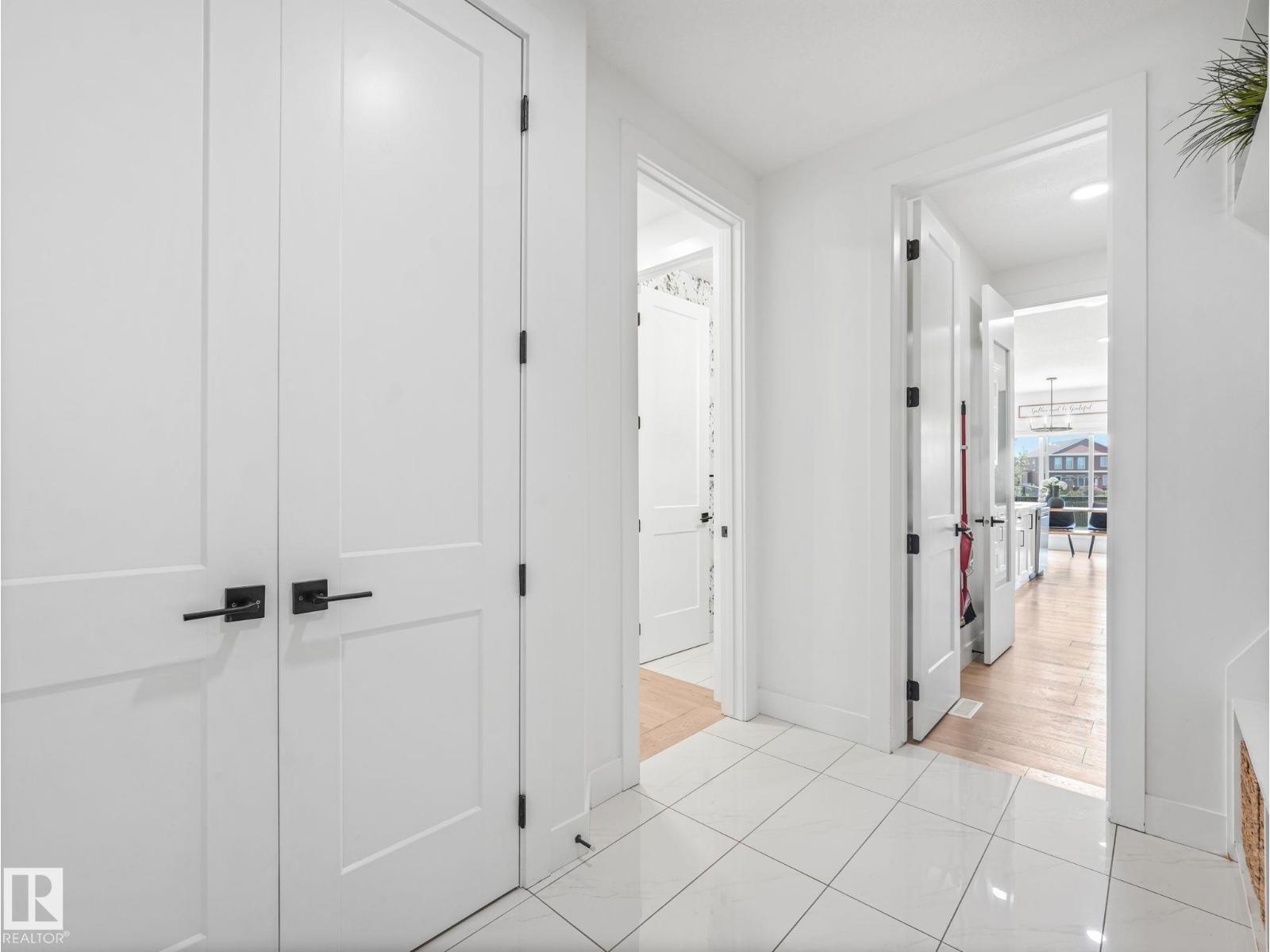 5411 66 ST - 12