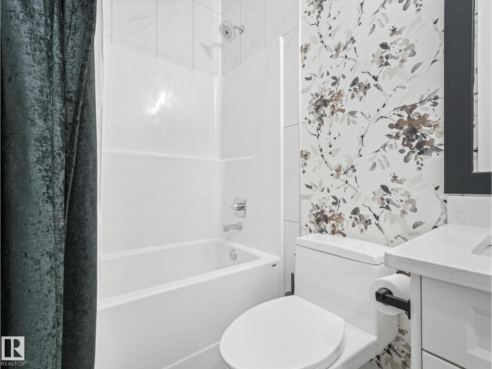 5411 66 ST - 38
