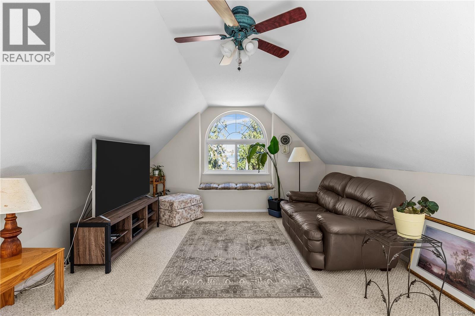 6249/6259 Island Hwy S - 47