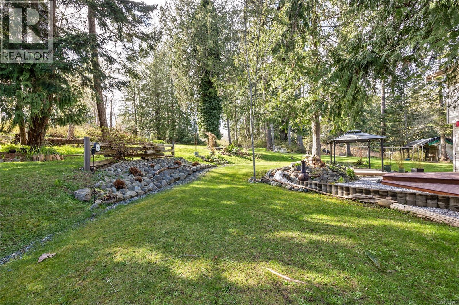 6249/6259 Island Hwy S - 27