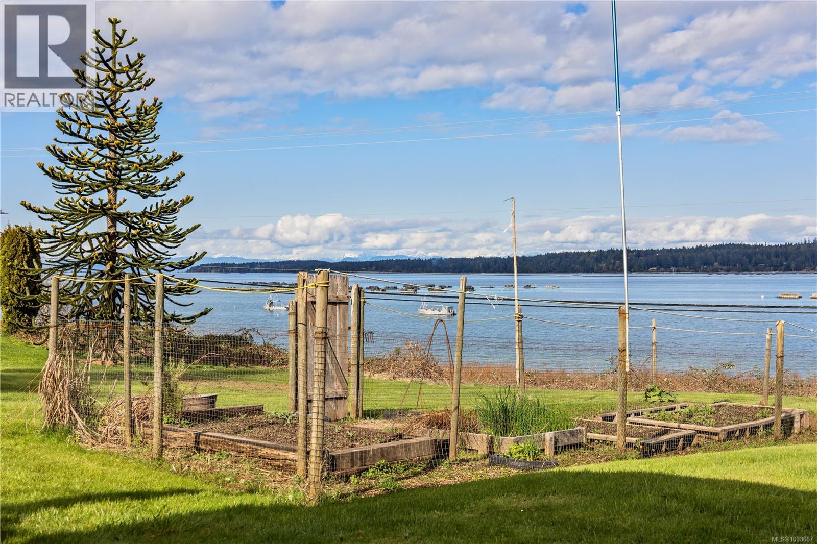 6249/6259 Island Hwy S - 32