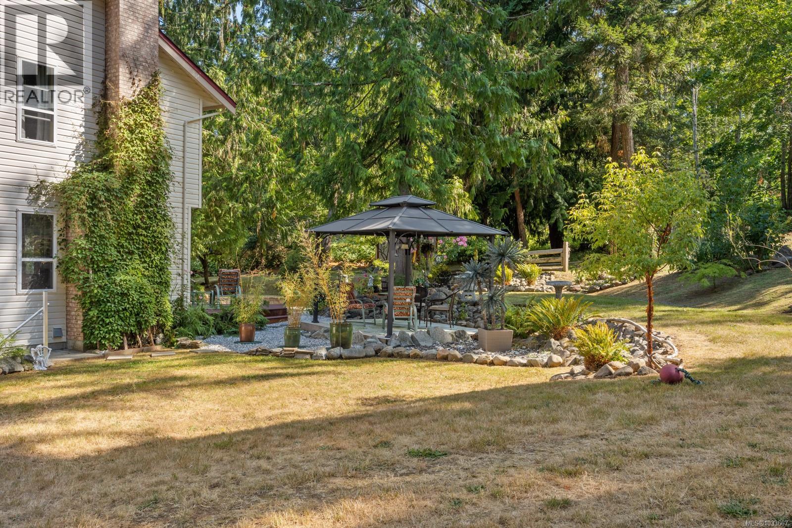 6249/6259 Island Hwy S - 72