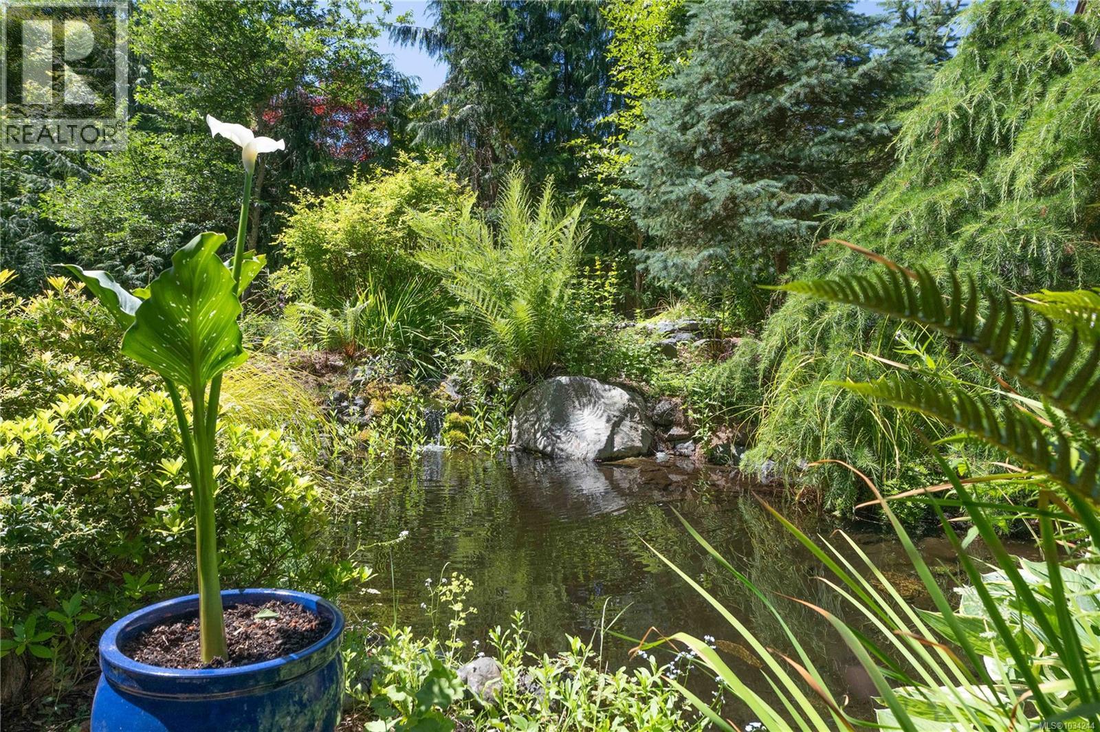 583 Nature Park Dr - 44