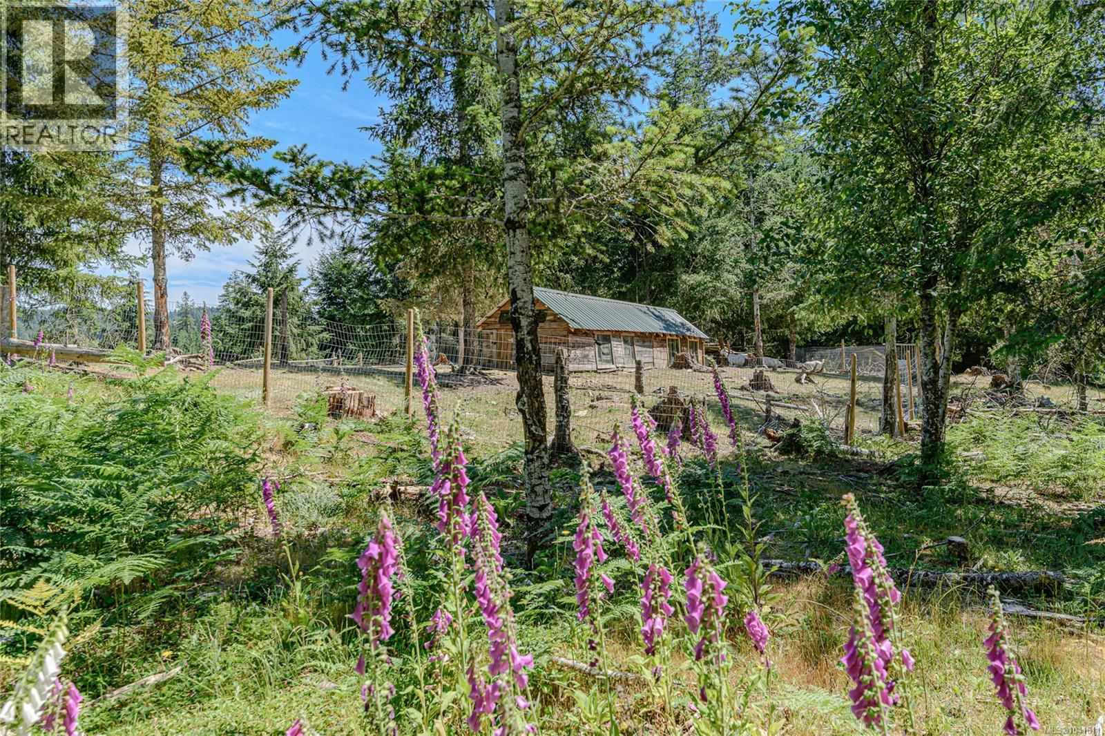 1890 Sooke Lake (Off) Rd - 26
