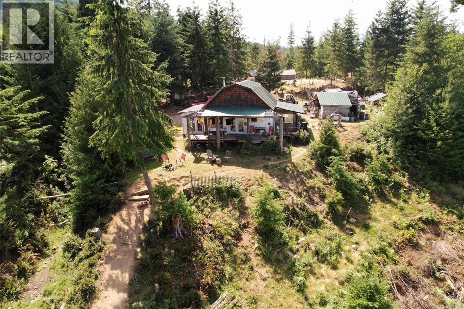 1890 Sooke Lake (Off) Rd - 35
