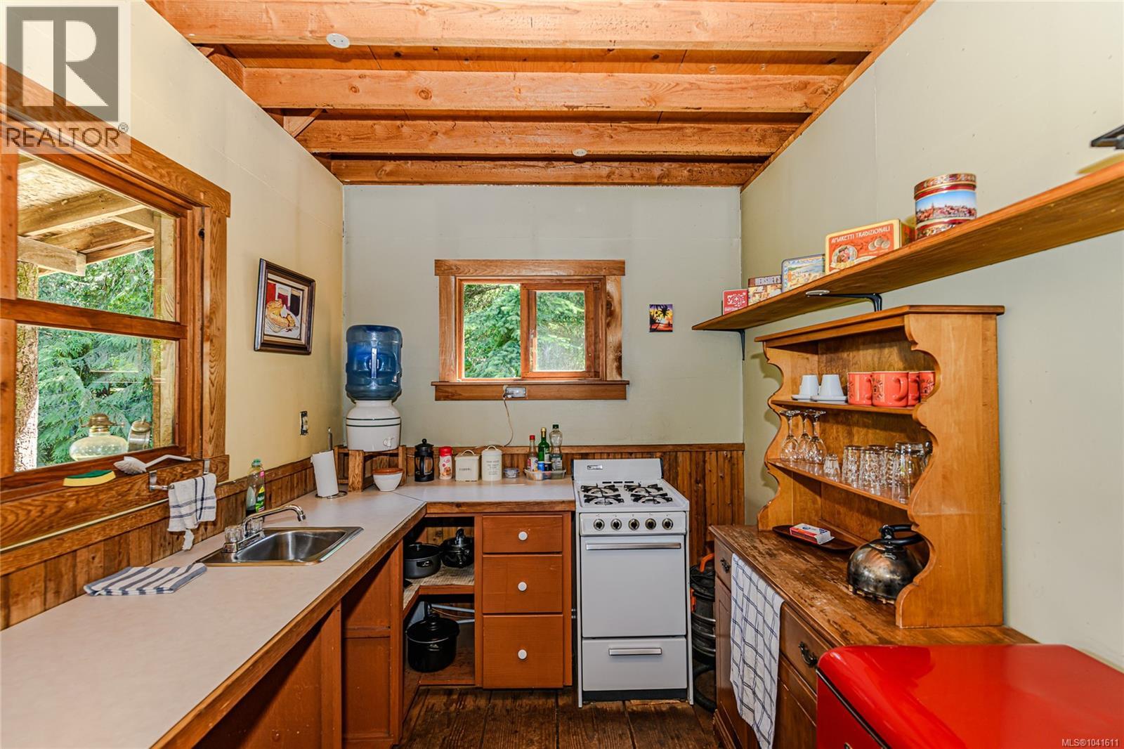 1890 Sooke Lake (Off) Rd - 52