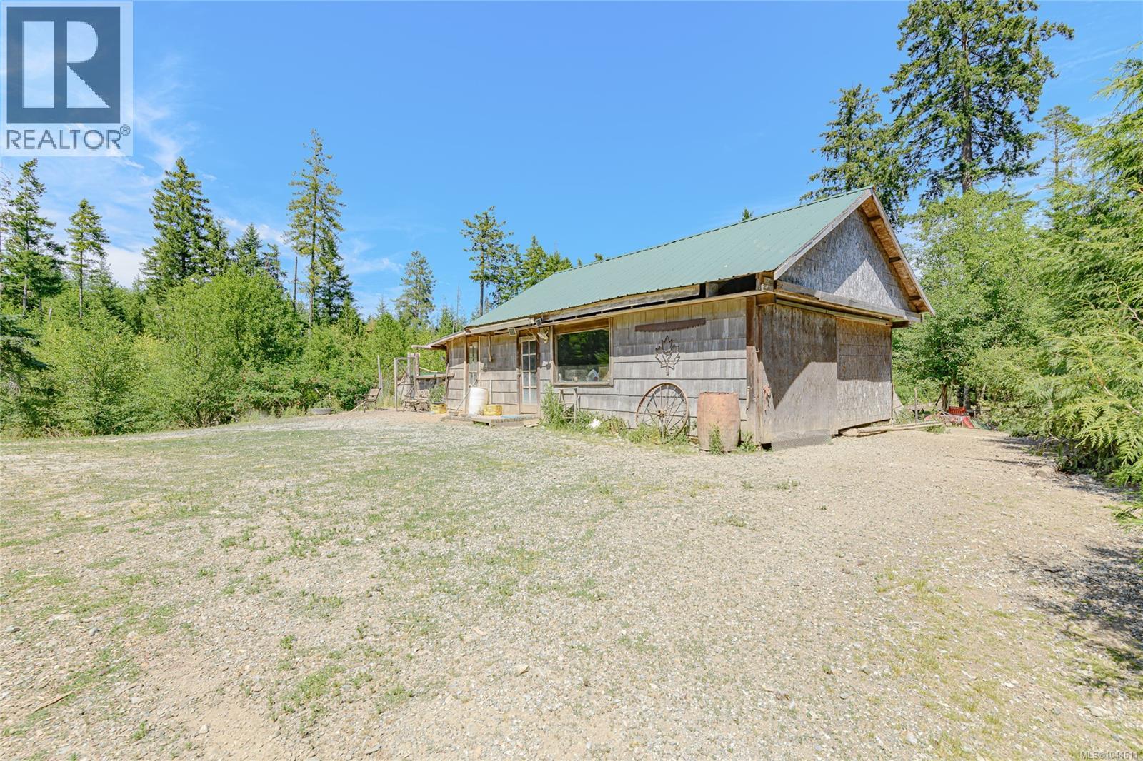 1890 Sooke Lake (Off) Rd - 93