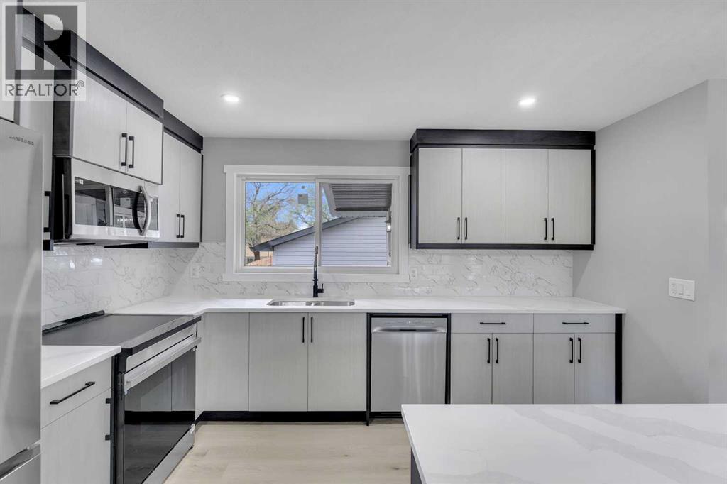3211 60 Street NE — photo 10