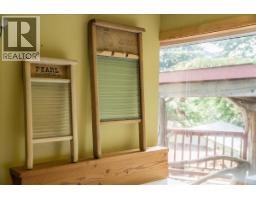 5529 Highway 31, Mirror Lake, BC V0G1M0 Photo 45