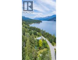 5529 Highway 31, Mirror Lake, BC V0G1M0 Photo 11