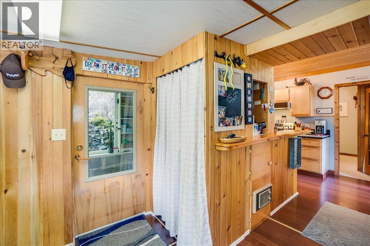 5529 Highway 31 - 42