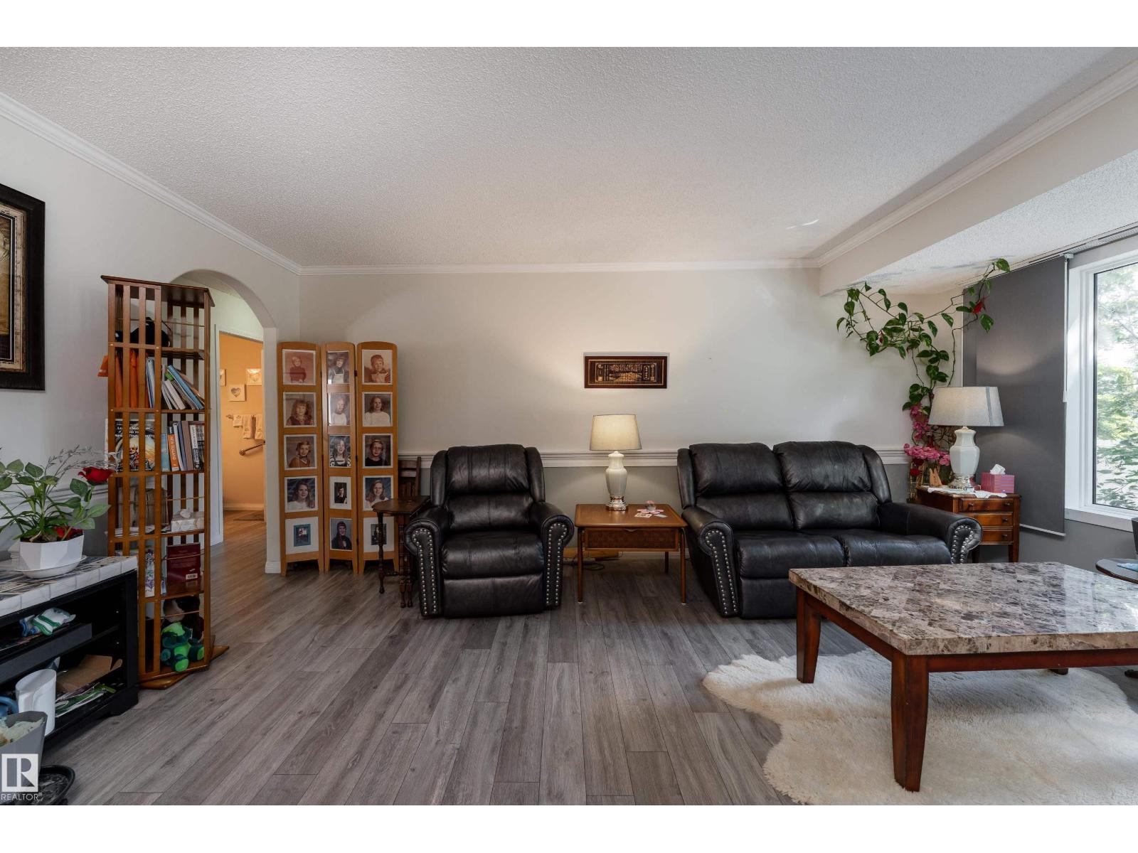 #2 1650 42 ST NW - 14