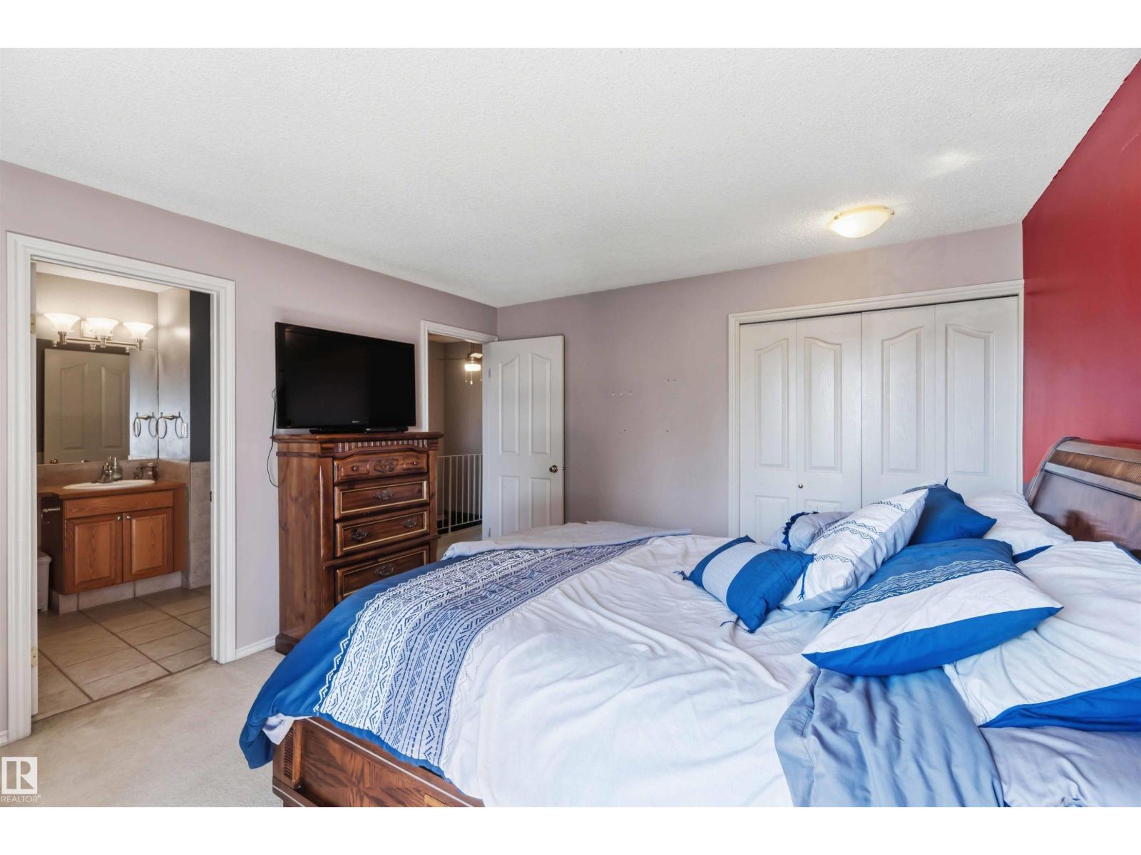 14121 23 ST NW - 32