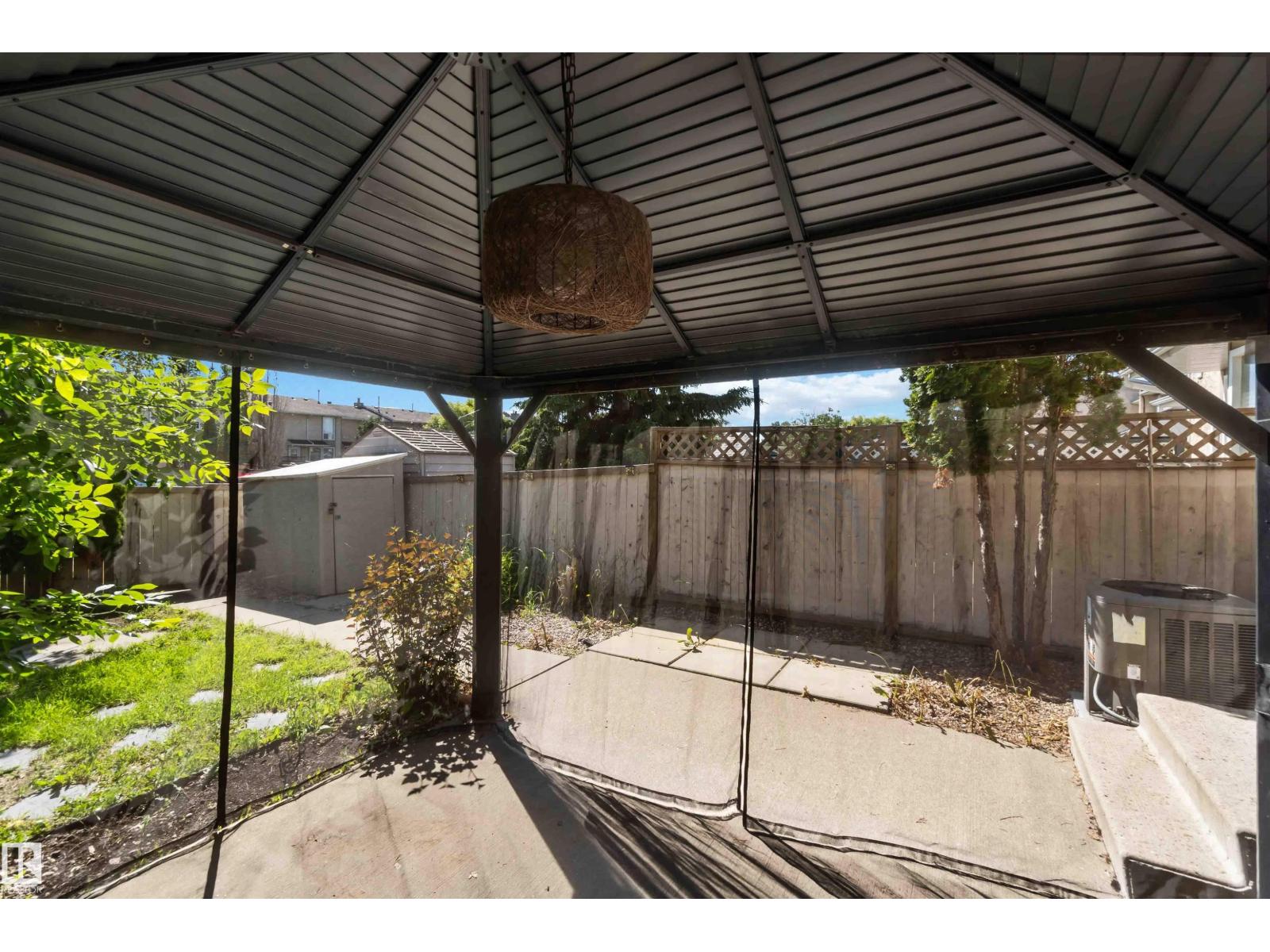 14121 23 ST NW - 47