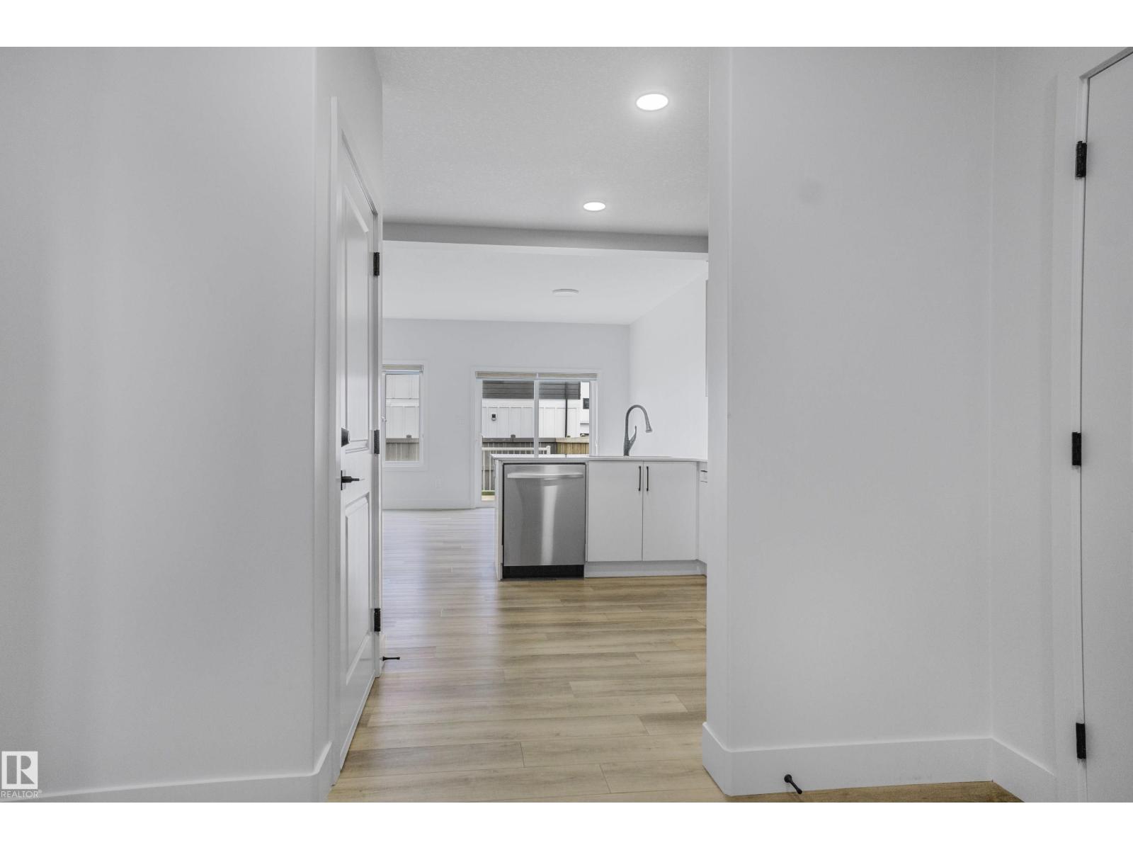 1915 164 ST SW - 9