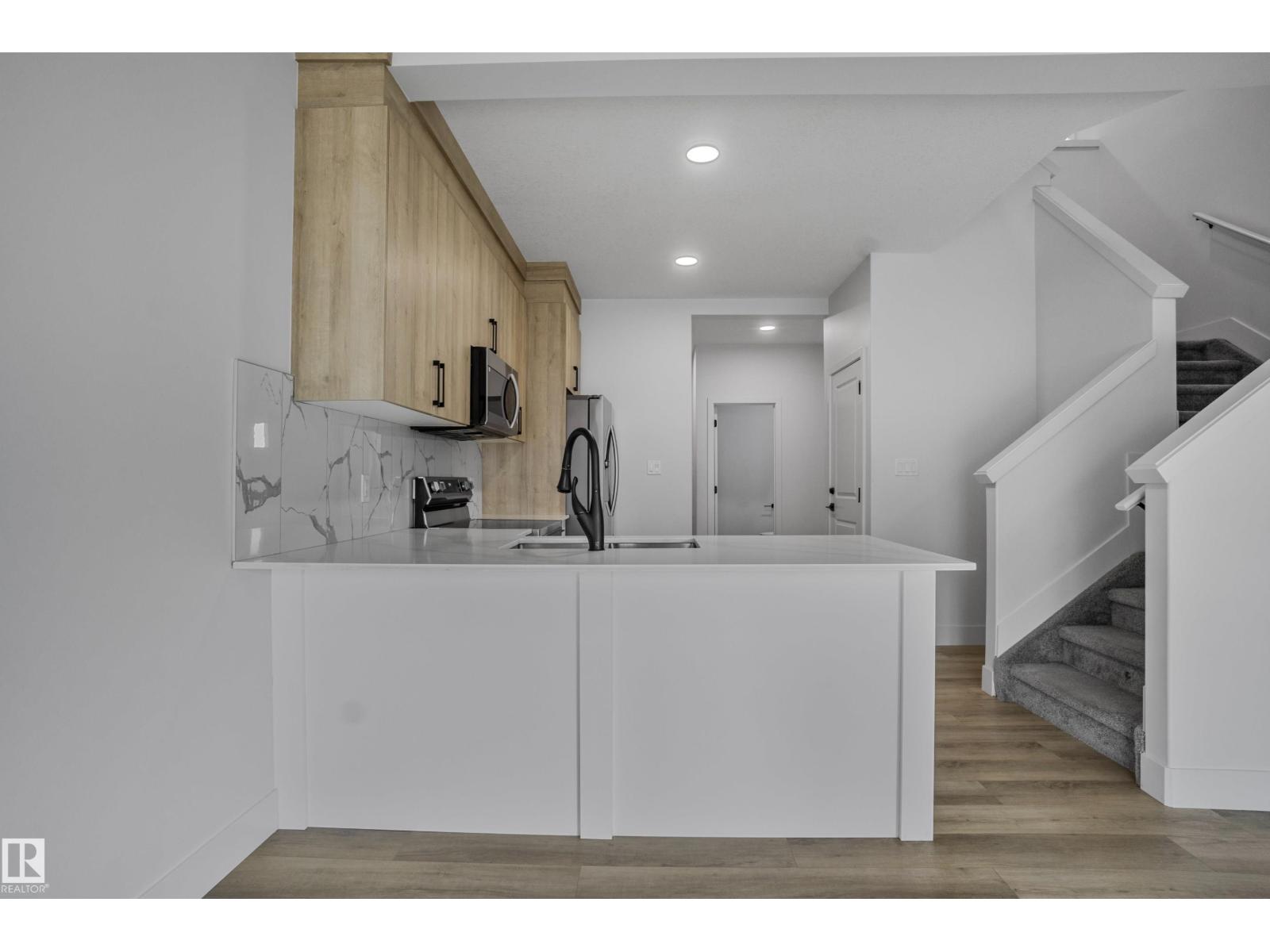 1915 164 ST SW - 12