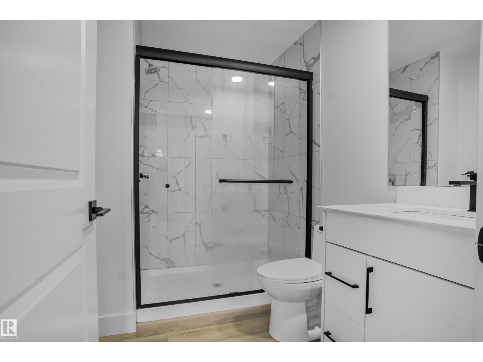 1915 164 ST SW - 25