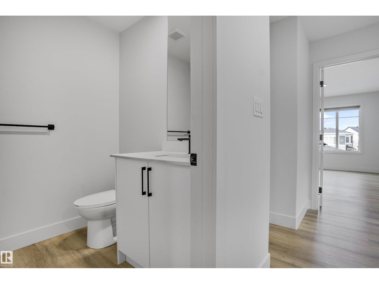 1915 164 ST SW - 28