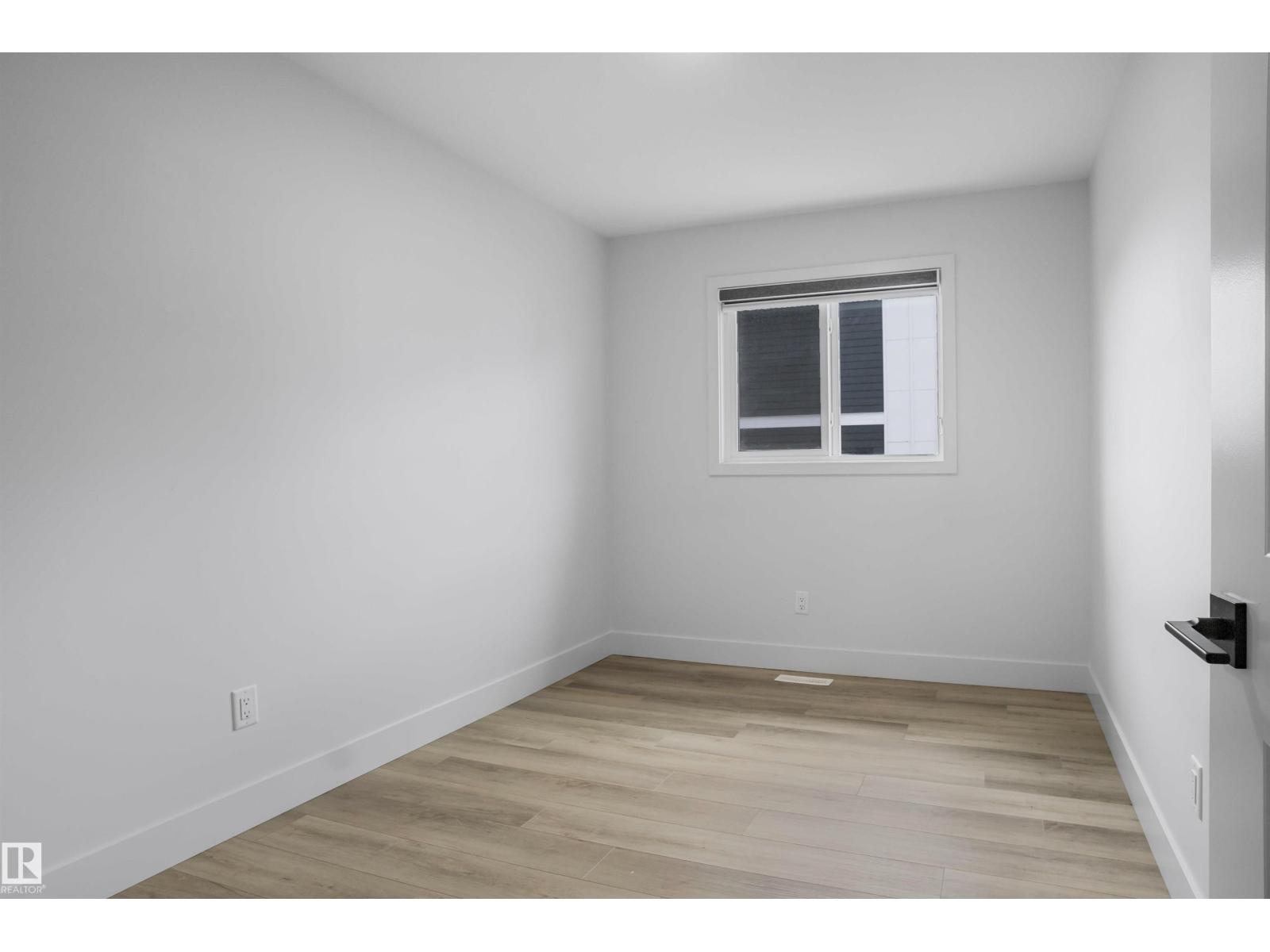 1915 164 ST SW - 34