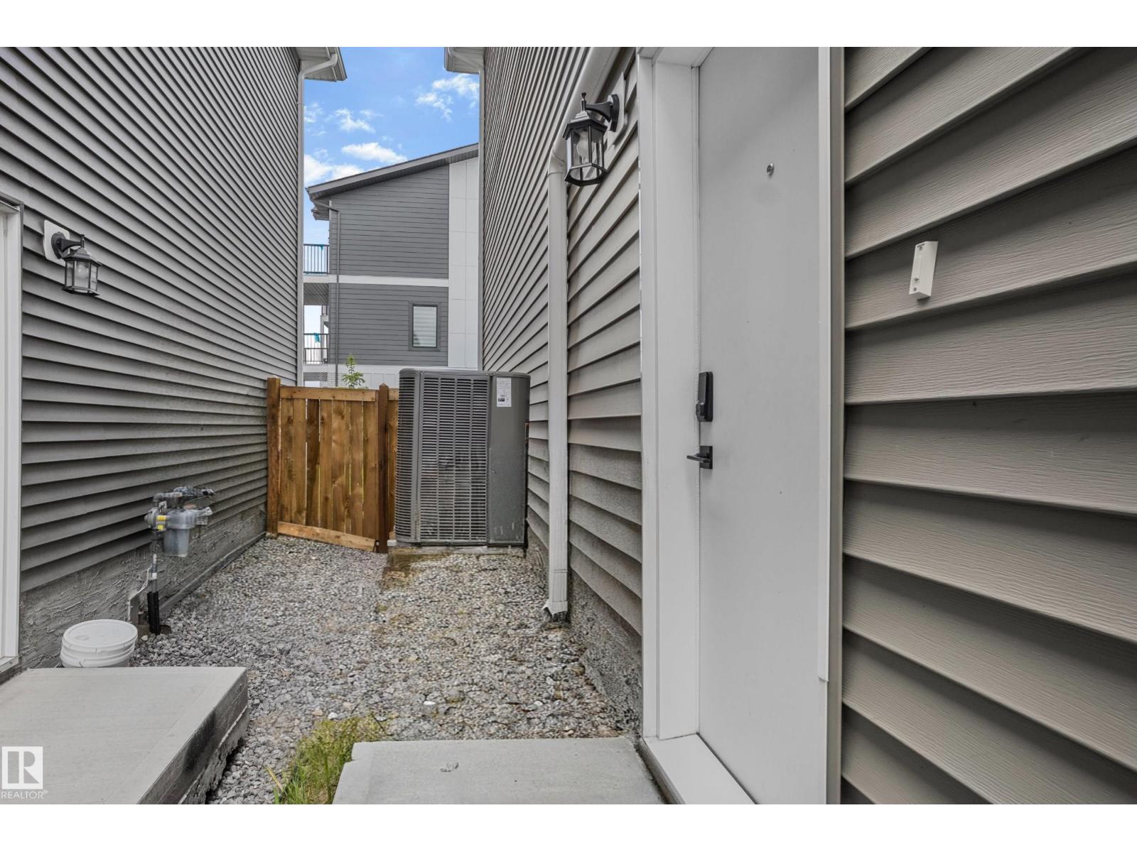 1915 164 ST SW - 46