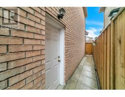 Primary Bedroom - 106 Craggview Drive, Toronto, ON M1E2L8 Photo 6