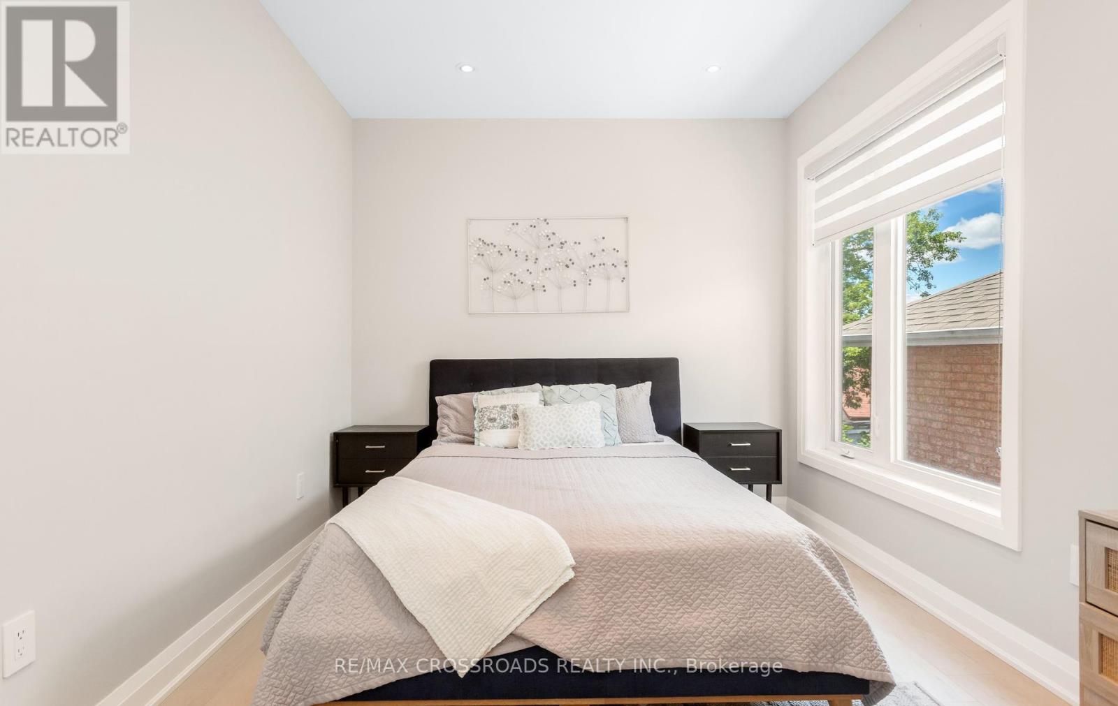 10 HAMSTEAD AVENUE - 23