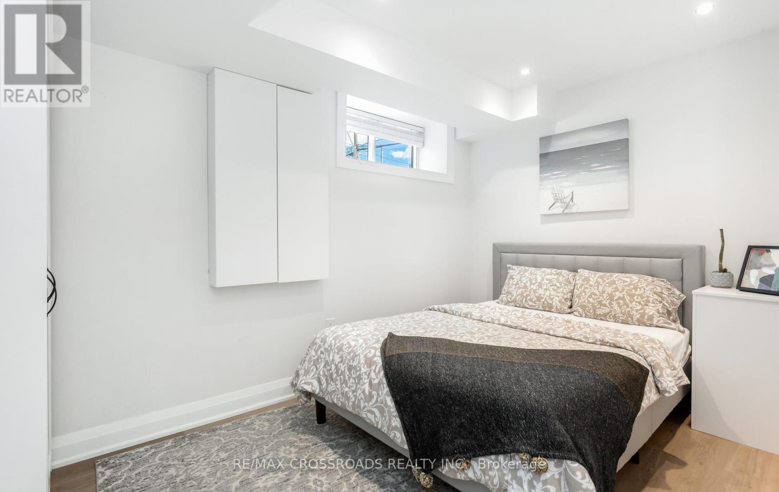 10 HAMSTEAD AVENUE - 40
