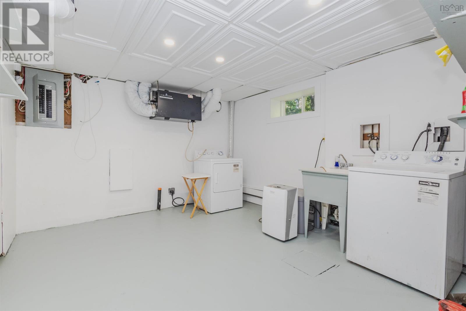 Property 24 of 33 of 420 Terrace Street