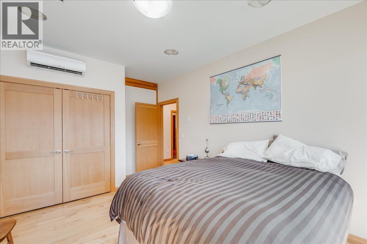 2411 Sunset Drive - 36