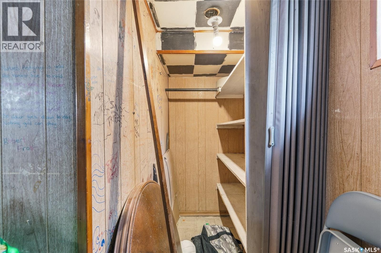 3226 Whitmore AVENUE - 35