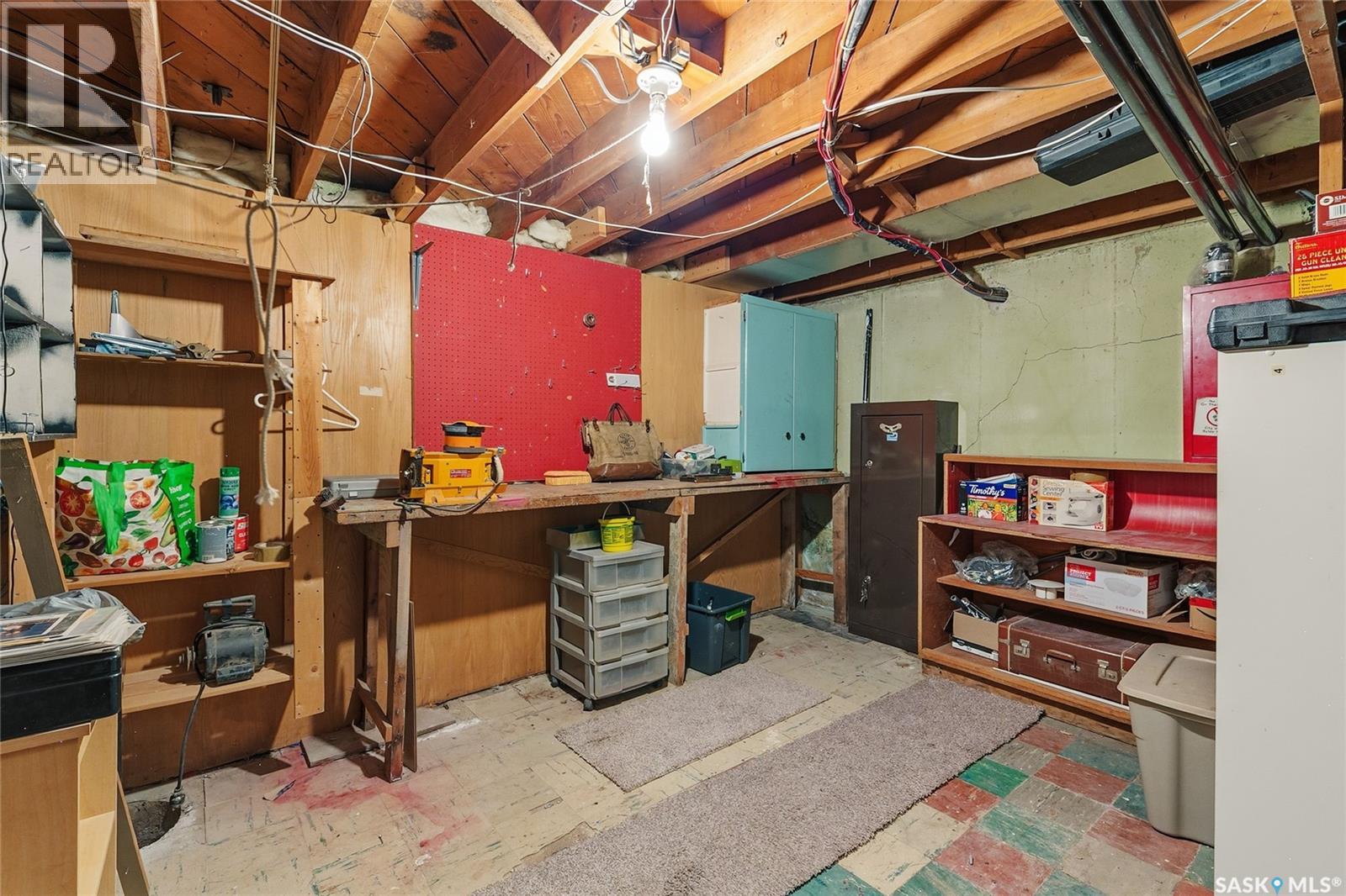 3226 Whitmore AVENUE - 32