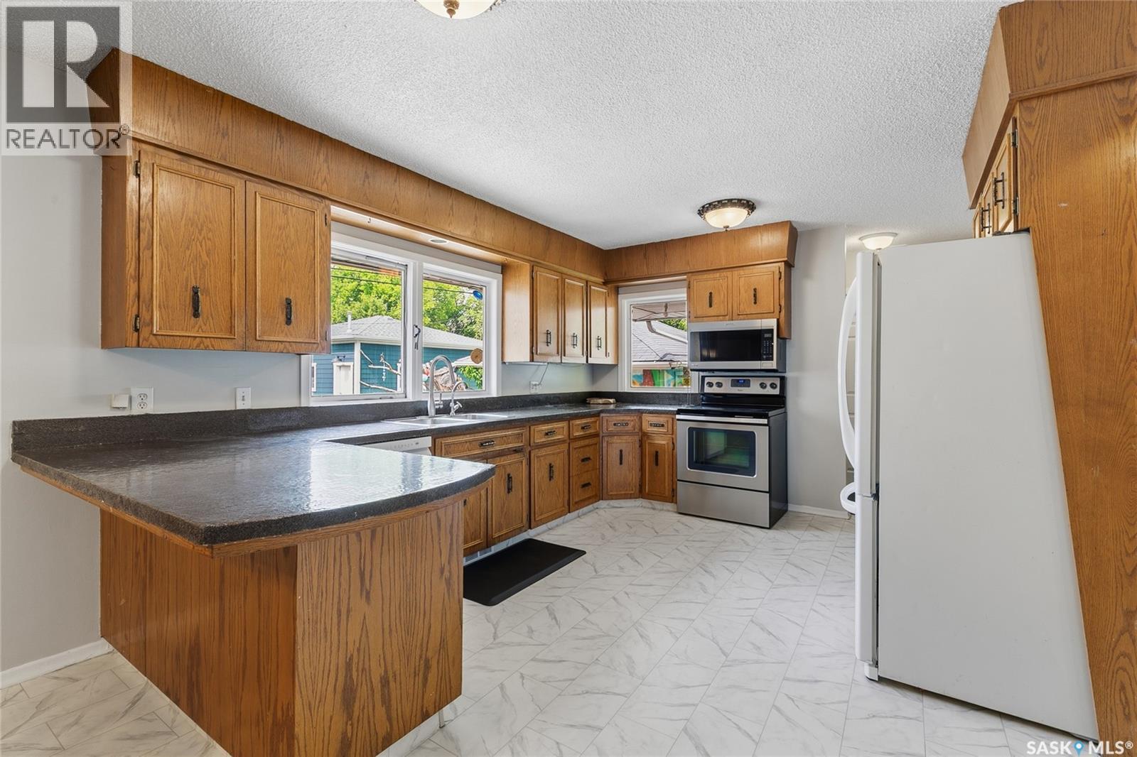 3226 Whitmore AVENUE - 10